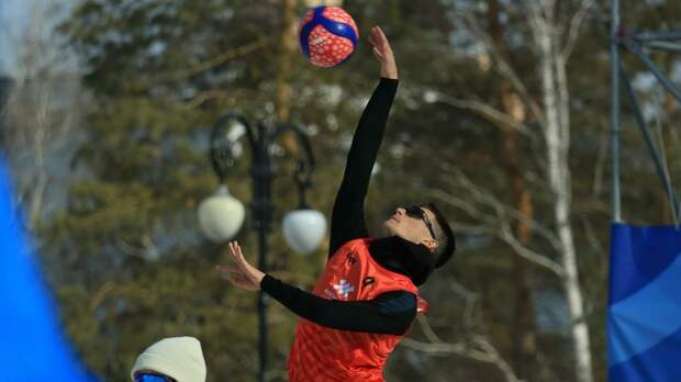 Этап Кубка России по волейболу на снегу в Барнауле / Фото: Екатерина Смолихина / amic.ru