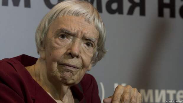 Людмила Алексеева