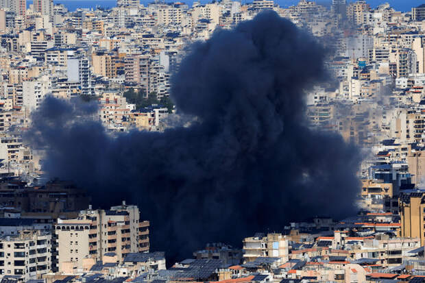 Армия Израиля нанесла удар по командиру "Хезболлы" в Бейруте