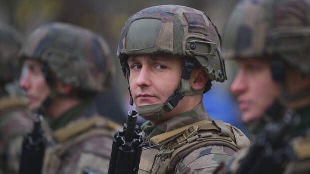 Переброску войск НАТО на восток обсуждает бундесвер, пишет Handelsblatt