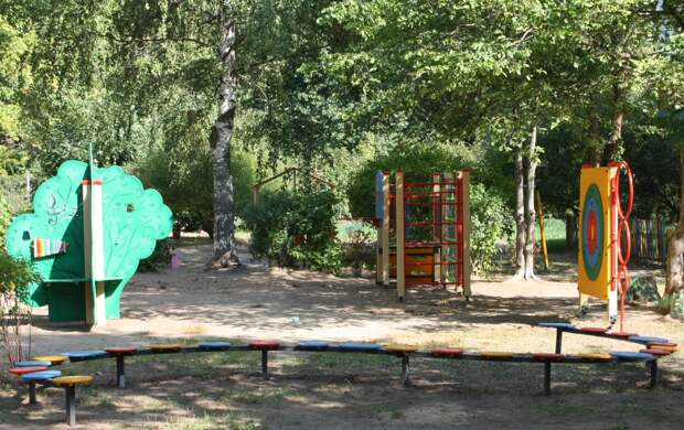 В детских садах Твери началась приемка новых игровых комплексов