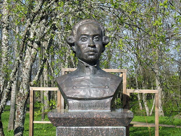 Арапу Петра Великого жена наставляла рога