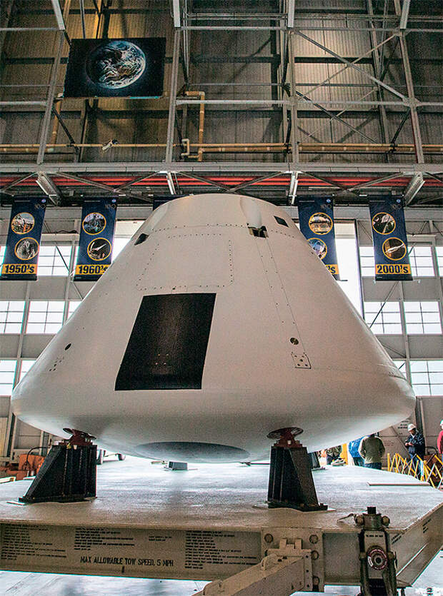 Для полетов к Deep Space Gateway в США уже создано сразу три пилотируемых космических корабля — Starliner корпорации Boeing, Orion корпорации Lockheed Martin и Dragon V2 компании SpaceX 36-04.jpg