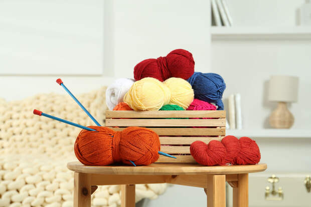 Врач Андрусов: вязание и конструктор помогут снять тревожность