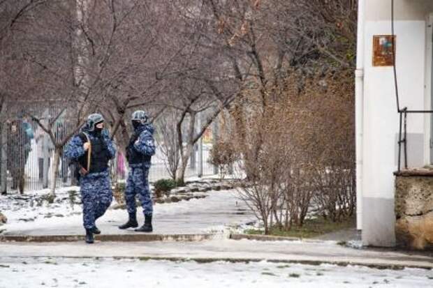 В обследованных учебных заведениях Крыма информация о минировании не подтвердилась