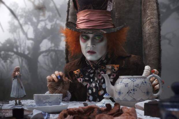 «Он меня очаровал». Иэн Маккеллен — про Джонни Деппа на съёмках «Рождественской песни»