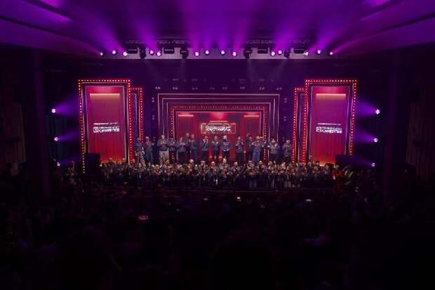 Команда "Черное и белое" из Котовска принимает участие в 37-м международном Сочинском фестивале КВН