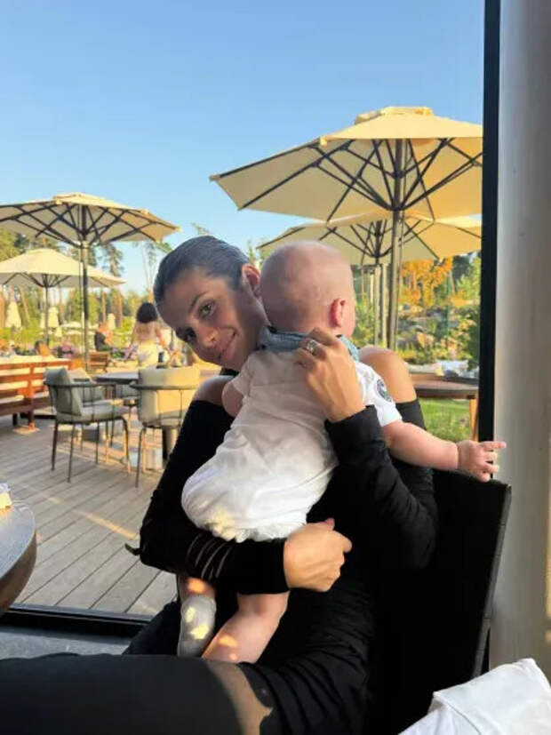 Виктория Петрова с сыном