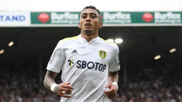 «Лидс» отклонил предложение «Барселоны» по трансферу Рафиньи