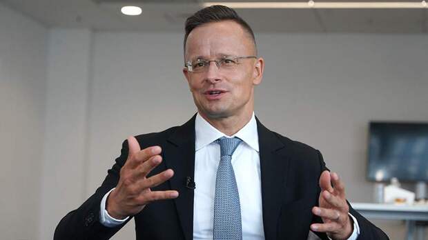 Глава МИД Венгрии назвал самый коренной народ Украины