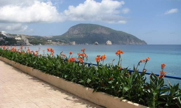 Набережная Гурзуфа станет после реконструкции одной из самых красивых в Крыму