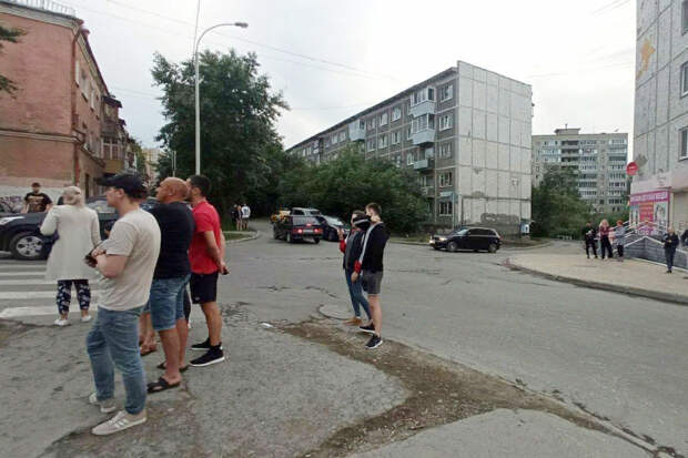 Минздрав подтвердил ранение двух человек в Екатеринбурге