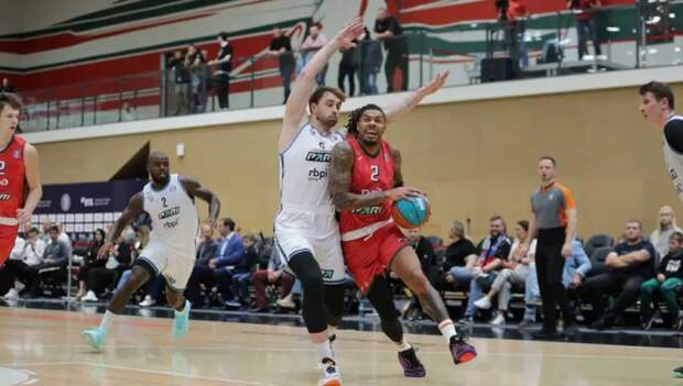 Баскетбол: «Локомотив» переехал «Пари Нижний Новгород»