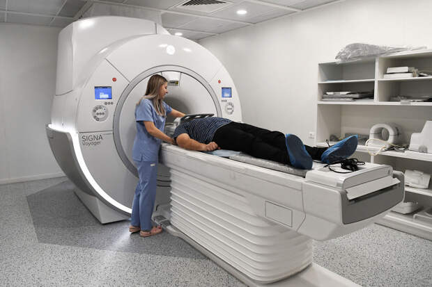 Рентгенолог Шапочкина: долгое нахождение в аппарате МРТ не считается опасным