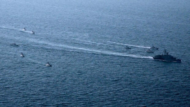 Иран призвал США выплатить компенсации и покинуть зону Персидского залива