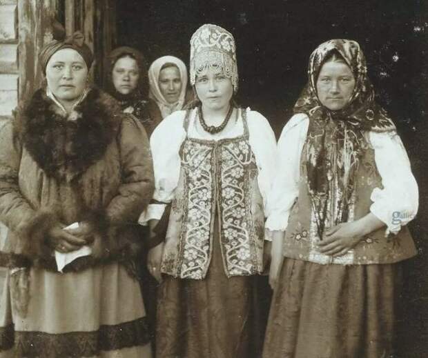 Русские девушки в старину