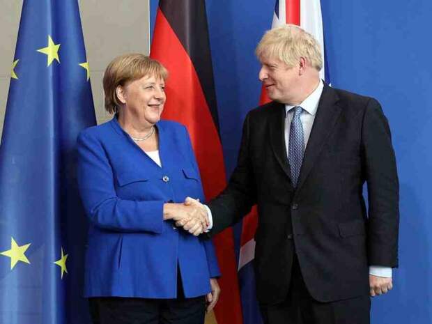 Джонсон и Меркель обсудили на полях саммита G7 "дестабилизирующую деятельность Китая и РФ"