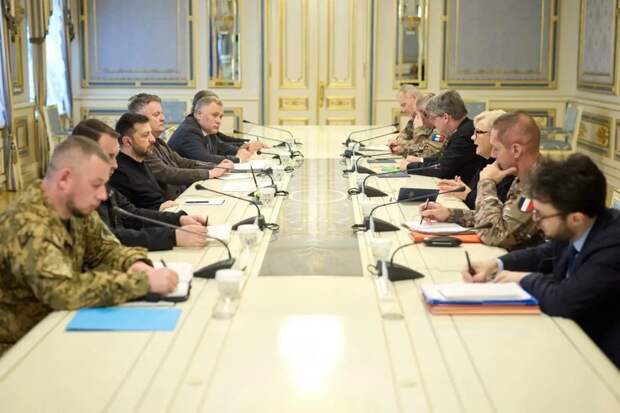 Зеленский просит у французов ЗРК и истребители, обещая и дальше защищать Европу