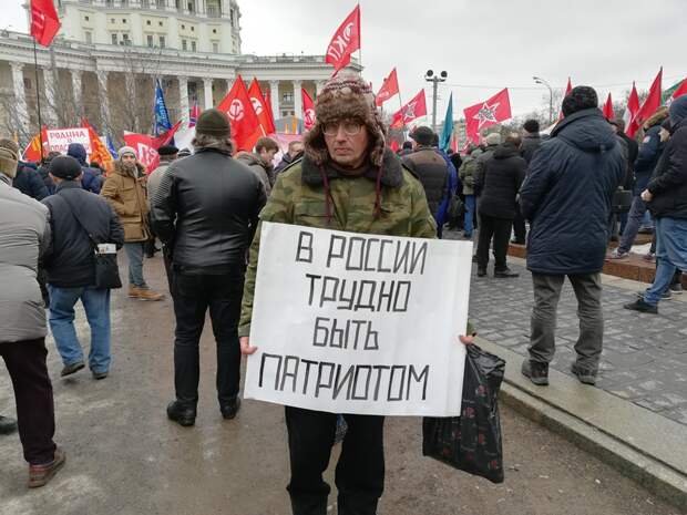 В Москве задержали 1000 протестующих