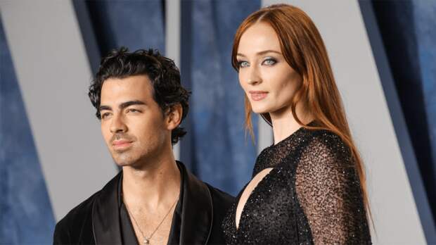 joe jonas sophie turner Vanity Fair Oscar Party