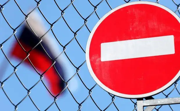 Экс-сотрудник СБУ: Россия «спрятала в пакет с пакетами» очередные санкции