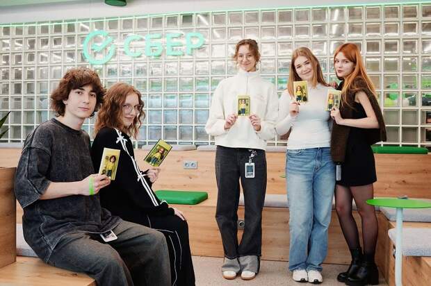 Фонд «Вклад в будущее» и Сбер инвестируют 90 млн рублей в 300 студентов-новаторов в проекте «Маяки»