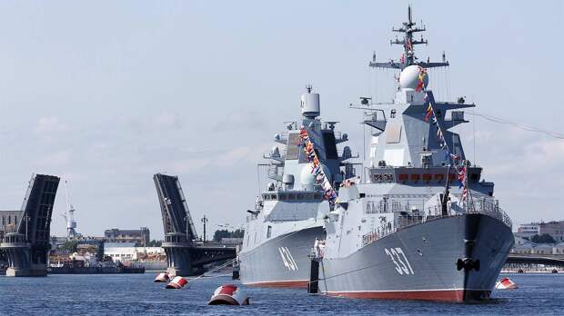 Svenska Dagbladet: Швеция усиливает оборону из-за трех десантных кораблей России