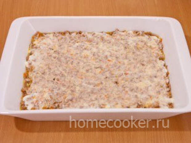 Лазанья Vtoroj sloj Beshamel 300x225 Лазанья