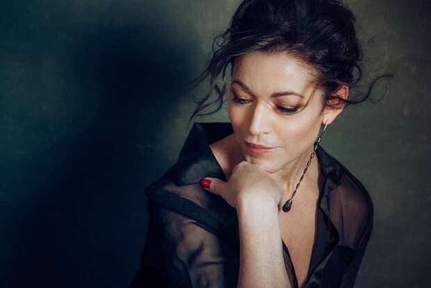 Рождение звезды: Алёне Хмельницкой исполняется 55 лет