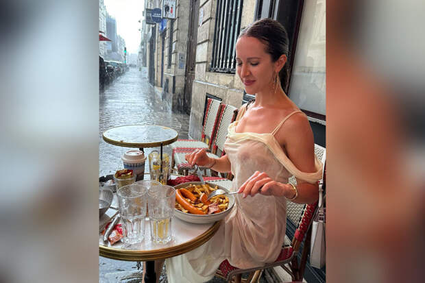 Baza: ФНС заблокировала счета бывшей жены Сергея Шнурова