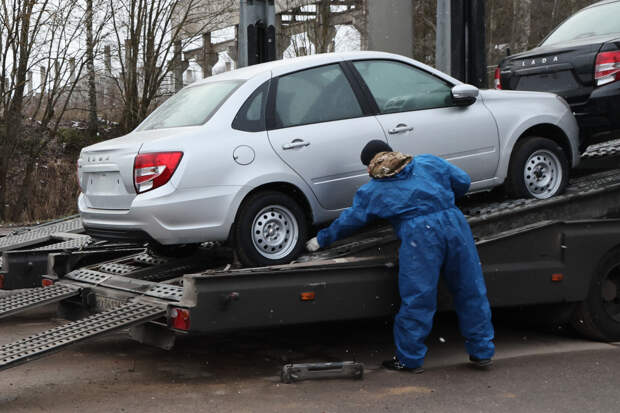«АвтоВАЗ» объявил о бесплатной установке системы безопасности на одну модель