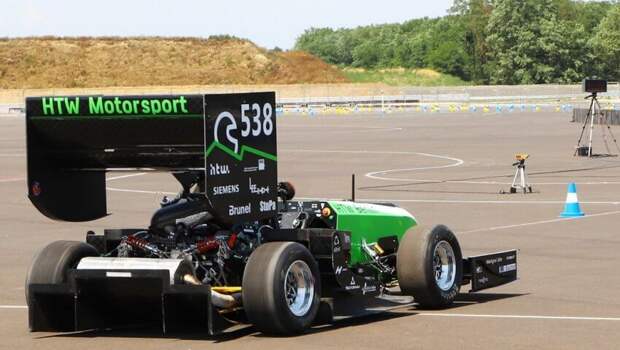 Фото: Mekliz Photostudio/Formula Student East