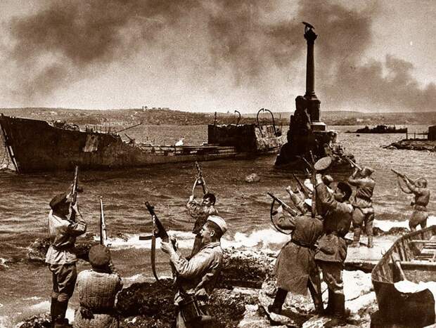 12 мая 1944 года завершилась Крымская наступательная операция