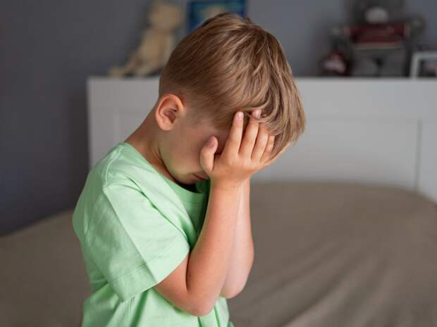 Челябинка побила сына за купленный питбайк и устроила ссору на ПВЗ