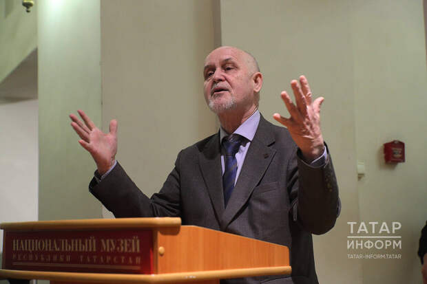 Геннадий Макаров совет чоры идеологиясенең татар музыка тарихына зыян салуын әйтте