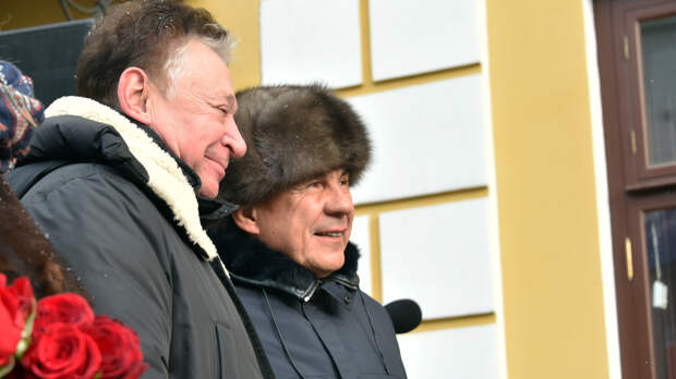 Рустам Минниханов на открытии мемориальной доски Федору Шаляпину: Мы помним и чтим память великого певца