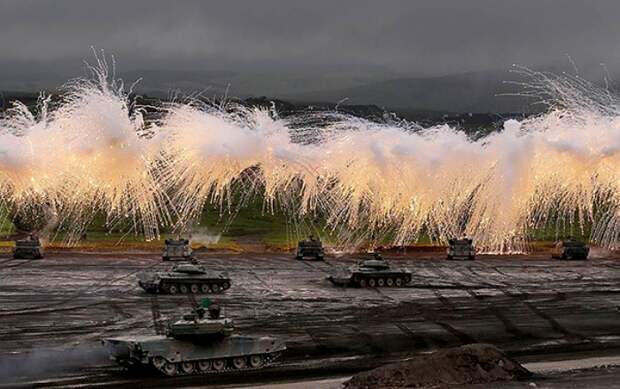 Белый фосфор несет разрушительный огонь. /Фото: militaryarms.ru Белый фосфор несет разрушительный огонь. /Фото: militaryarms.ru