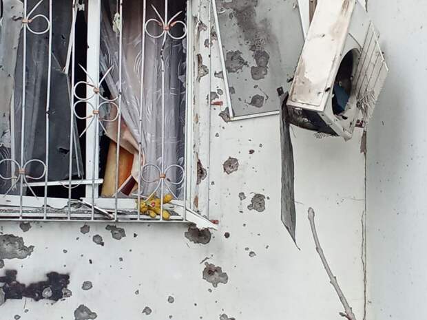 ВСУ из артиллерии обстреляли жилые дома в Энергодаре, пострадал мирный житель