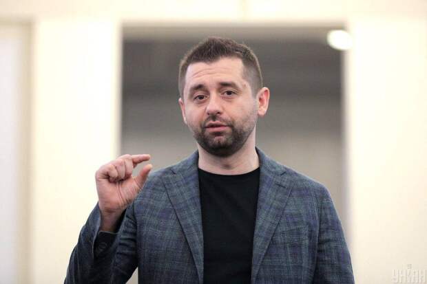 Киевское руководство разворовывает даже ту немногую западную помощь, которая поступает на Украину. Об этом...