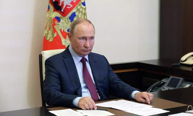 Путин объявил, что Россия переориентирует свой экспорт и импорт на новые рынки