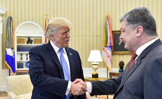 Дональд Трамп, Пётр Порошенко