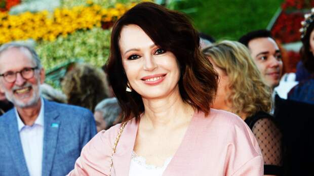 Ирина Безрукова высказалась о дресс-коде в театре: «Зрители обкрадывают сами себя»