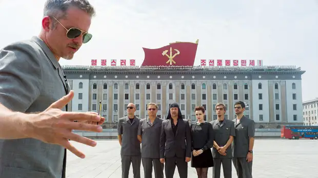 «Попасть в Северную Корею очень легко»: норвежский писатель Мортен Тровик про стереотипы о КНДР