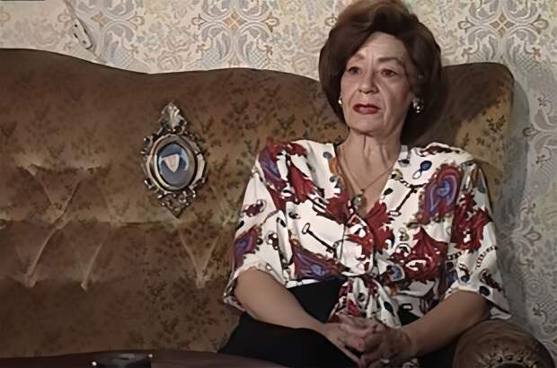 Айше Чулак-оглы. Айше Чулак-оглы.