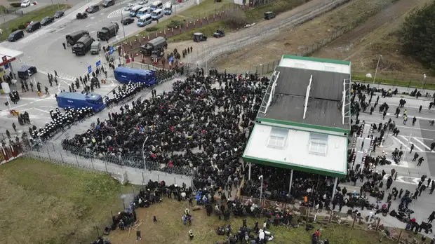 В Белоруссии опровергли заявления Польши о применении спецсредств на границе