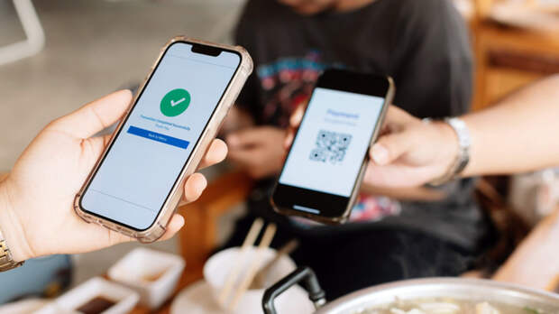 Сервис, который позволит иностранцам расплачиваться в России QR-кодом, представят в феврале