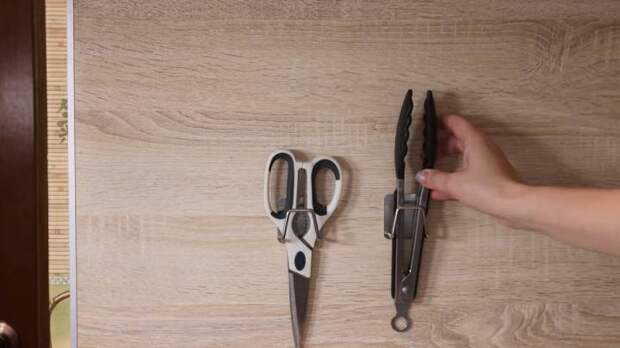 Лайфхаки с крючками для удобства на кухне и в ванной
