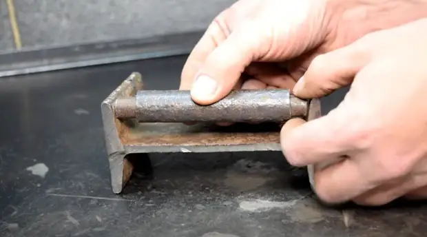 Как сделать простейший кондуктор для гибки металла