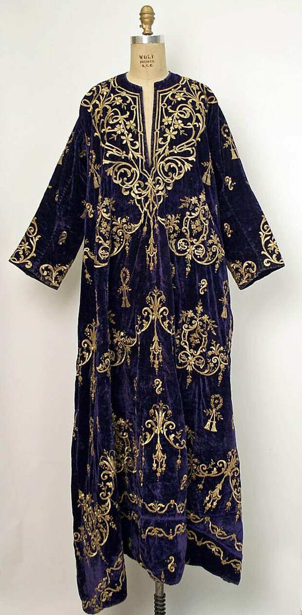 Turkish, robe: 