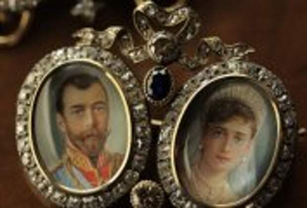 История и археология: Откуда у британской королевы Елизаветы II тиара из потерянных фамильных сокровищ Романовых